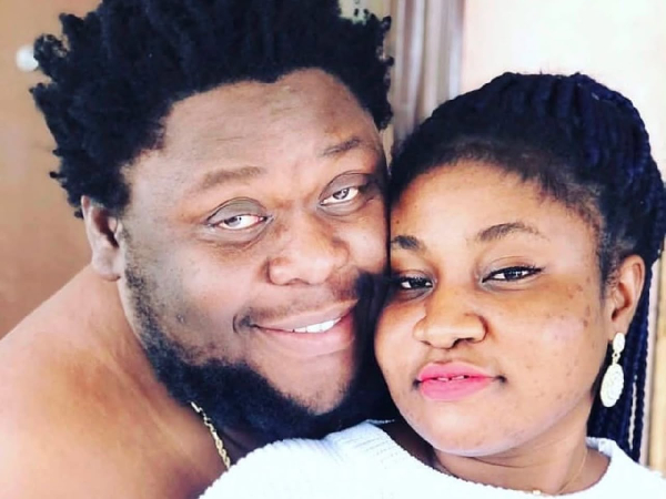 Oteele’s Wife Seeks Public Advice: Should She Divorce or Stay Married?